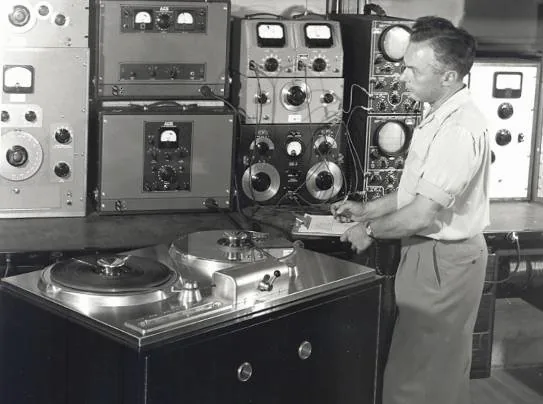 Figure.6 AMPEX Model 200