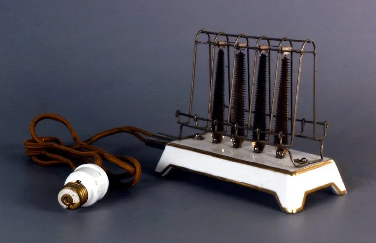 Figure.3 1909년 토스터기