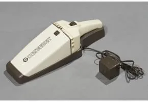 Figure.4 최초의 무선이자 핸디형 청소기